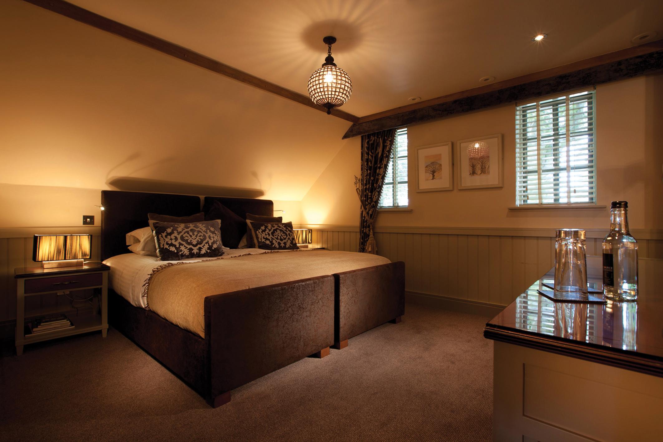 The Farmhouse Hotel And Restaurant Saint Saviour Eksteriør billede