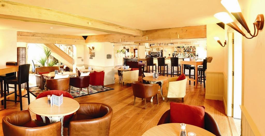 The Farmhouse Hotel And Restaurant Saint Saviour Interiør billede