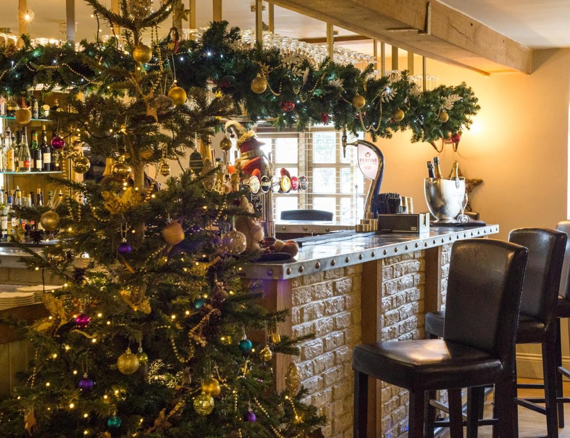 The Farmhouse Hotel And Restaurant Saint Saviour Eksteriør billede