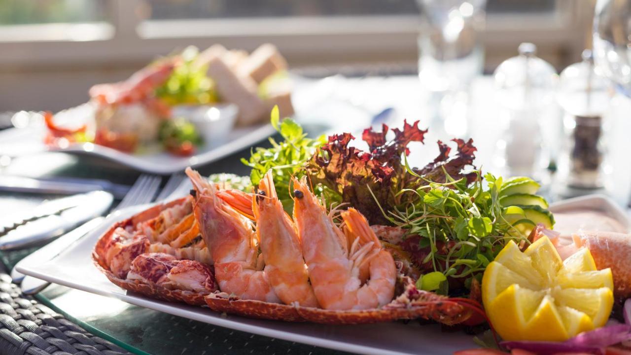 The Farmhouse Hotel And Restaurant Saint Saviour Eksteriør billede